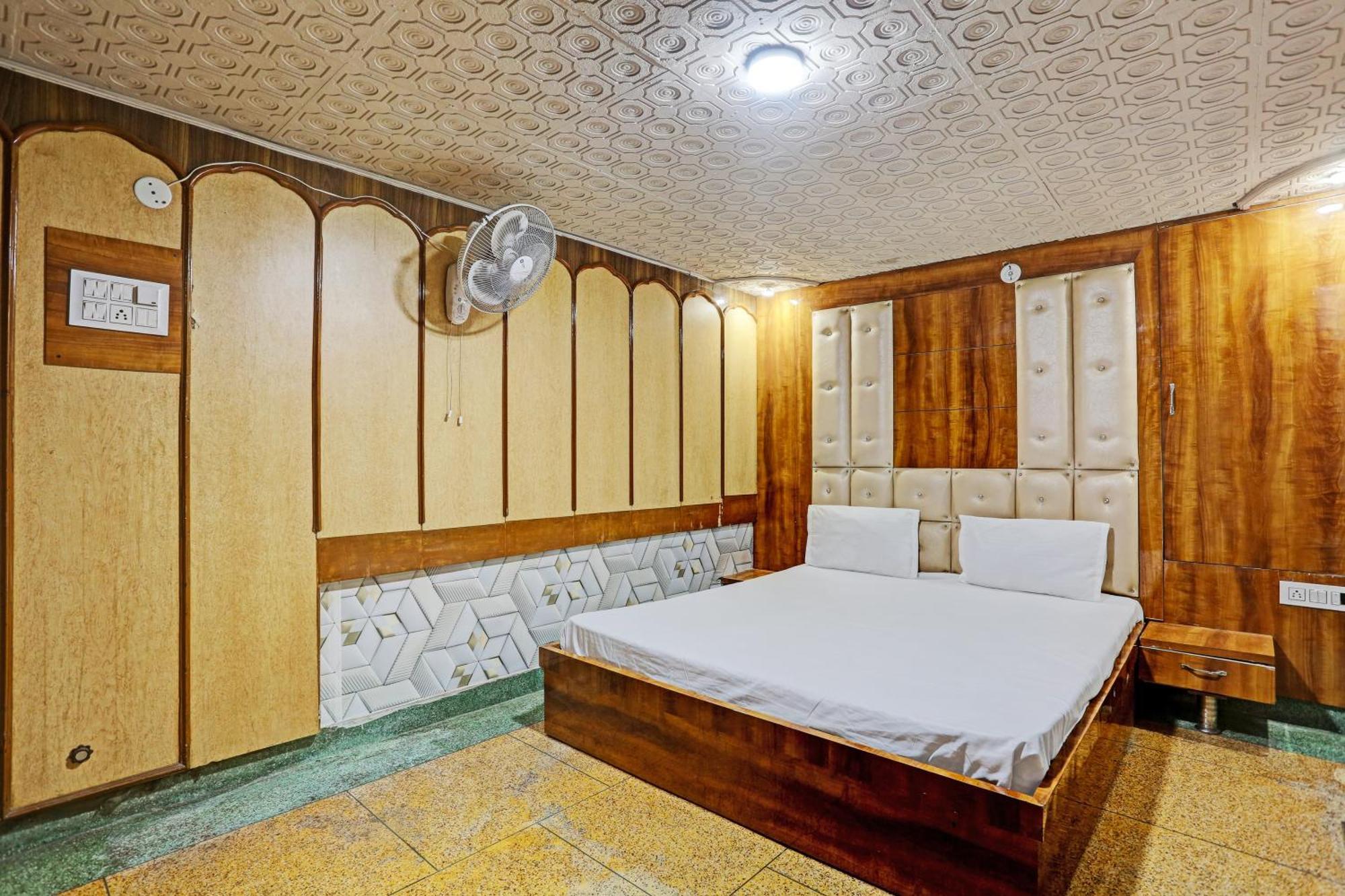 Hotel O Saffron Night Stay 阿姆利则 外观 照片