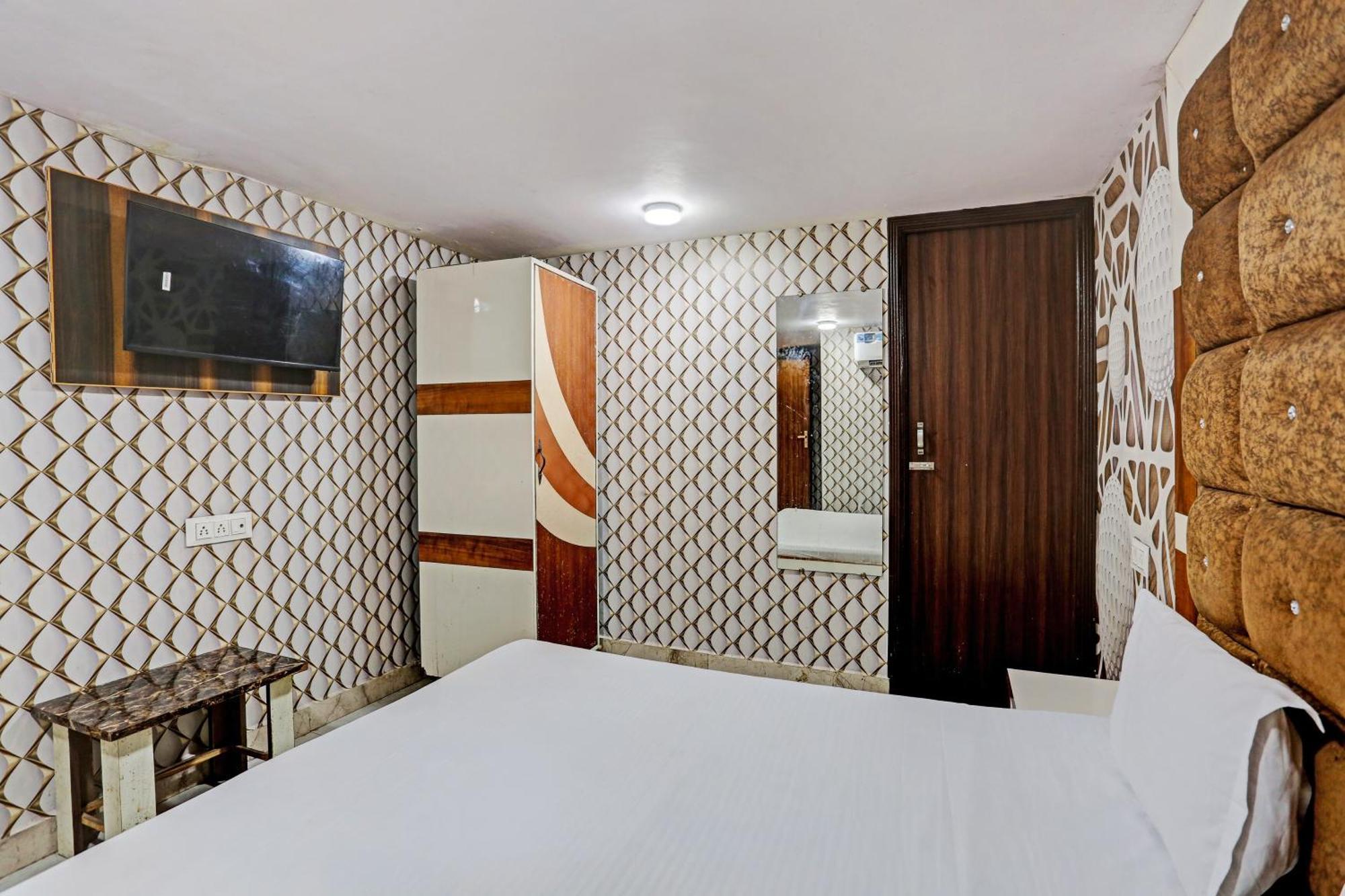 Hotel O Saffron Night Stay 阿姆利则 外观 照片