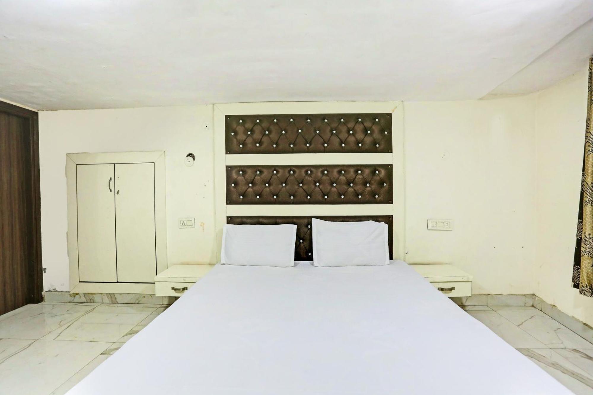 Hotel O Saffron Night Stay 阿姆利则 外观 照片